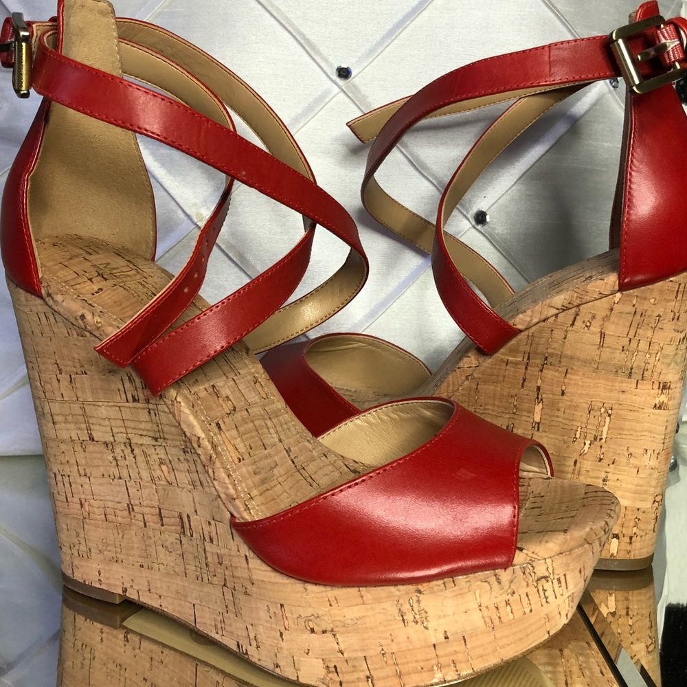 COPY - MK Red Wedges